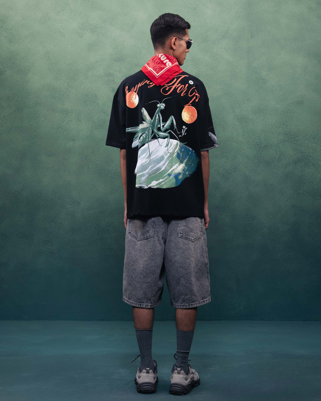 Mantis World T-Shirt