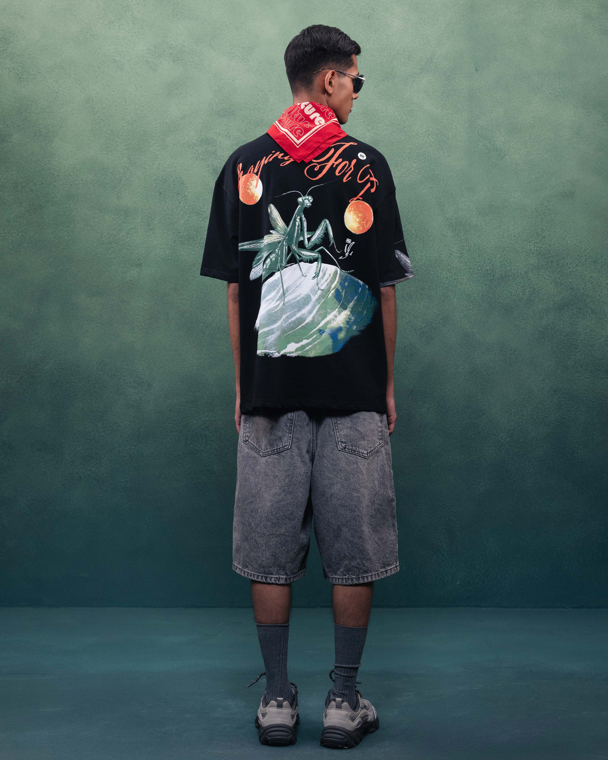 Mantis World T-Shirt